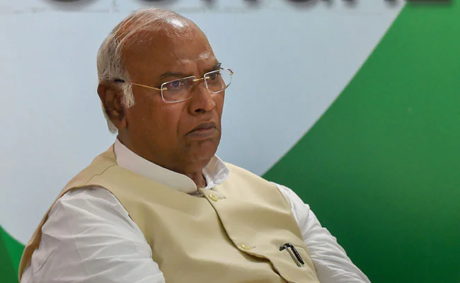Mallikarjun Kharge joins Congress contest, to file nomination papers today