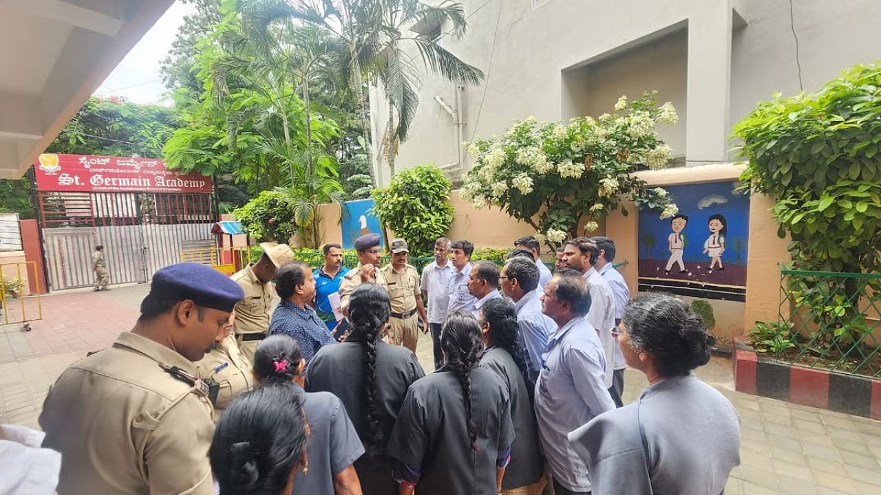 40 Bengaluru Schools Receive Bomb Threats | Police Investigate, Panic Among Parents