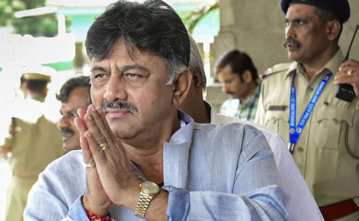 Karnataka congress Chief deletes a tweet against PM