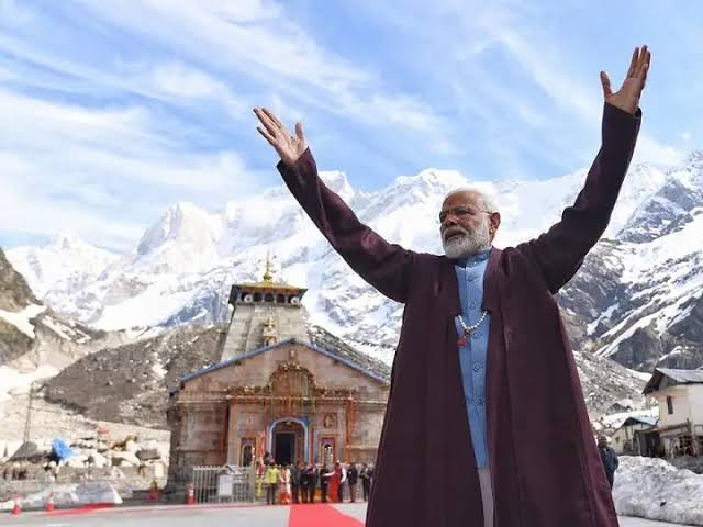 Prime Minister Narendra Modi leaves for Badrinath Dham after worshiping Baba Kedar