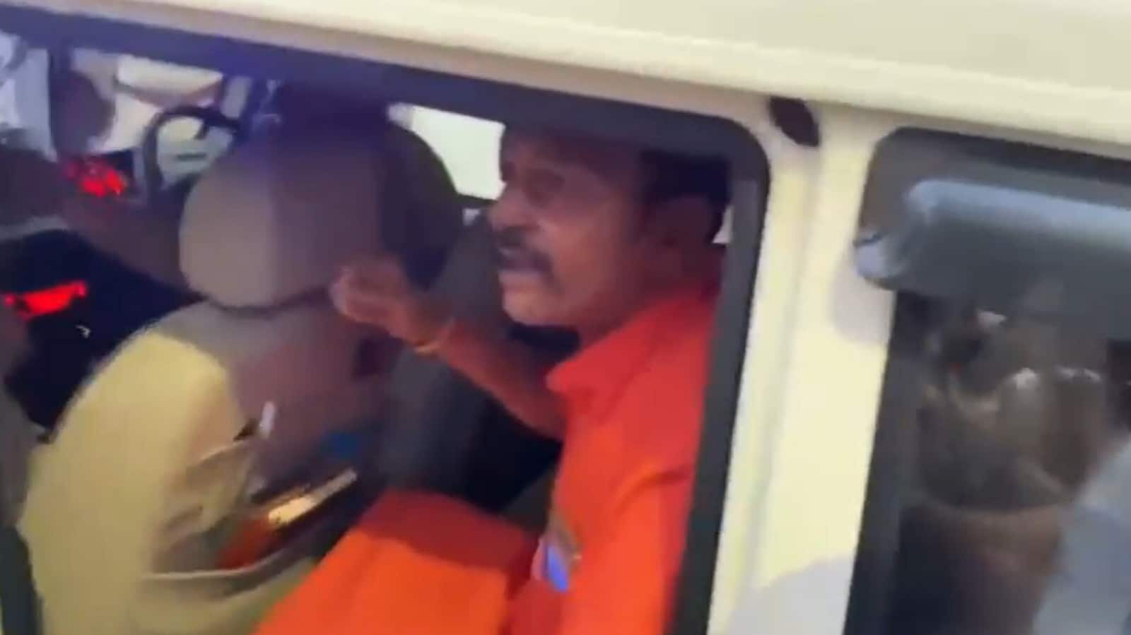 Shiv Sena leader Harish Singla arrested, Violent People thrashed, broke the glass of his Vehicle