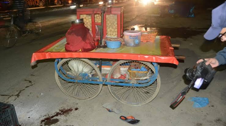 Jammu & Kashmir: Bihar street vendor, UP worker killed in consecutive terrorist attacks in Srinagar, Pulwama