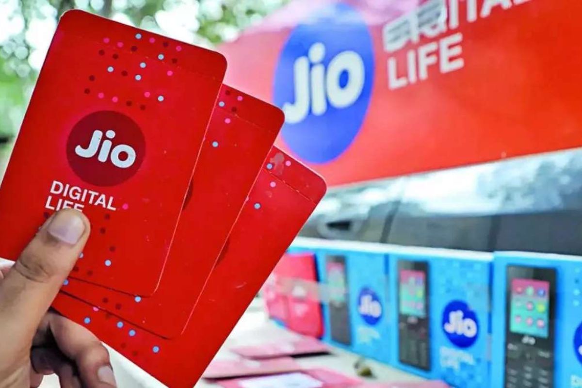 Jio Offers: Get Unlimited Calls and Data for Just ₹8Day with Jio’s 90-Day Superhit Plan
