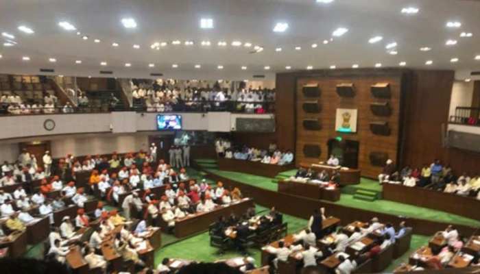 Demand for floor test intensified in Maharashtra, independent MLAs wrote email to Governor
