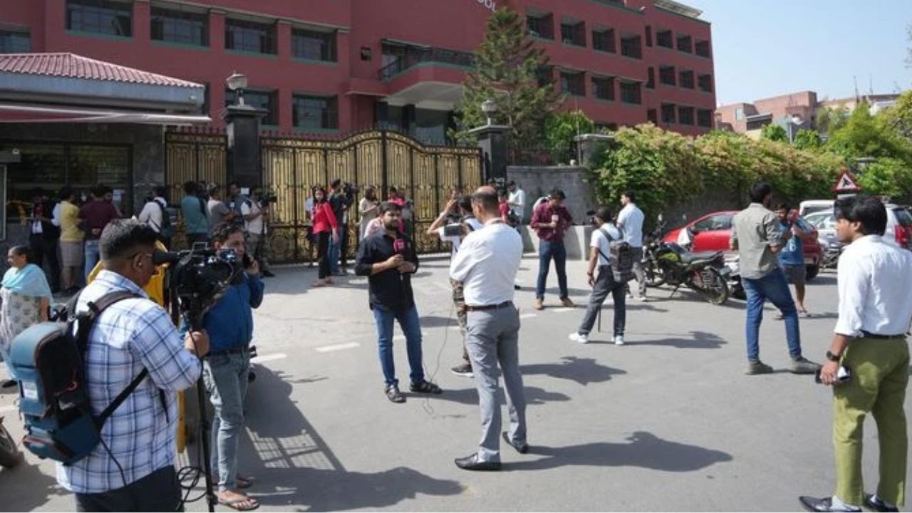 Bomb Threat Emails Sent to Two Delhi Schools, Police Conduct Searches