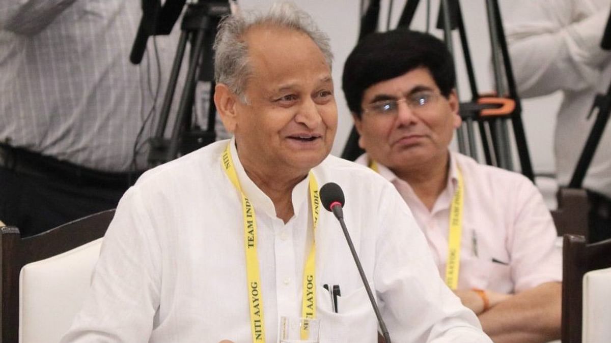 Rajasthan Political Crisis LIVE: Ashok Gehlot Calls Informal Meeting, Observers Submit Report To Sonia Gandhi Amidst Crisis As MLA Threatens Resignation