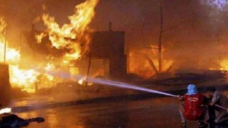 Fire breaks out in Delhi's Atlantis Banquet Hall