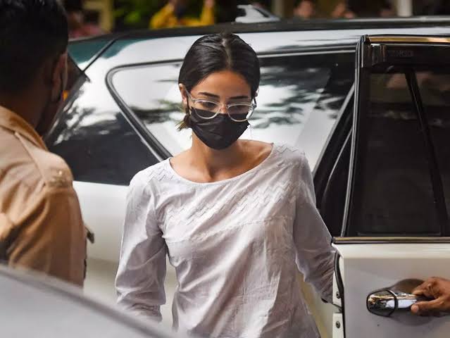 Ananya Panday questioned for nearly four hours by NCB in Bombay