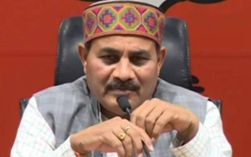 Dara Singh Chauhan, who was a minister in the Yogi cabinet joined the SP