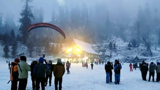 Restaurants and dhabas will remain open day and night in Himachal Pradesh till January 2.