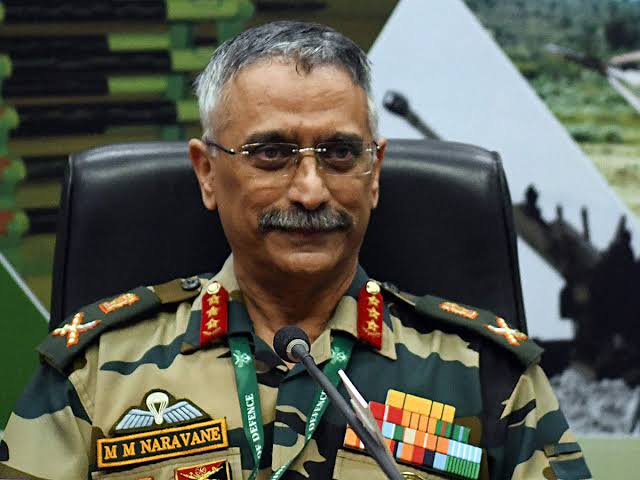 Army Chief General M M Naravane visites areas of Ladakh to discuss prevailing security scenario.