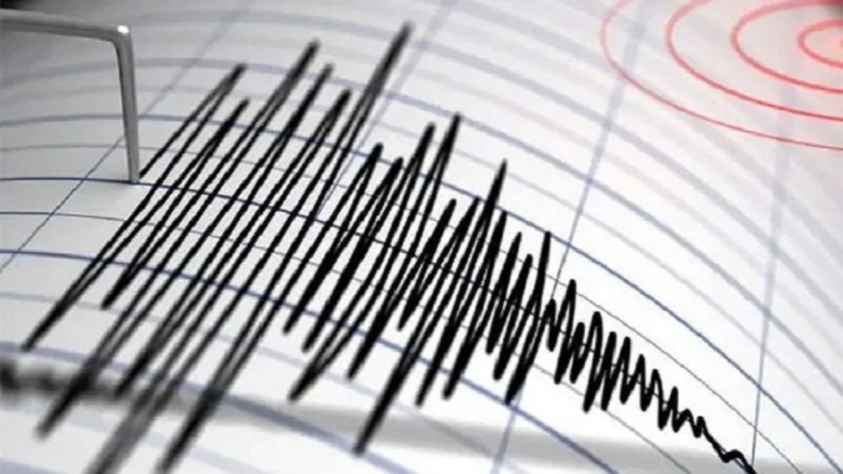 Earthquake in Delhi -NCR Reported few Minutes ago near Najafgarh, Delhi, India