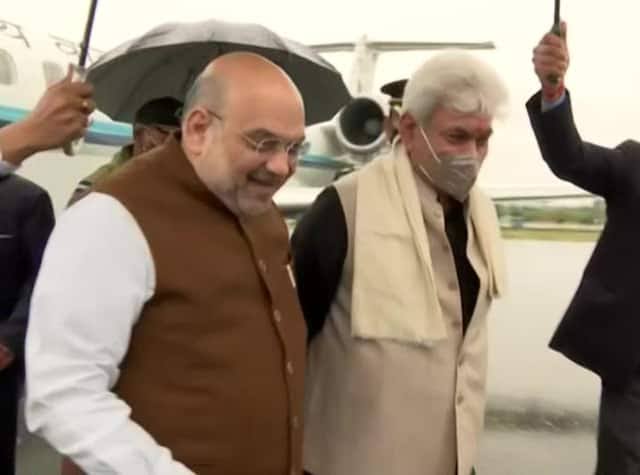 Home Minister Amit Shah arrives at Mata Vaishno's Devi, prays for better situation in the state