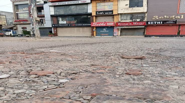 Mohali News : Accident during excavation of basement in Mohali City Center-2, two people died due to being buried in the soil