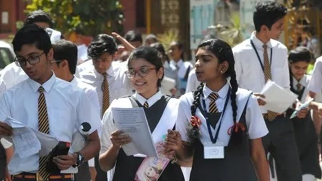 CBSE Board Exams 2025: Key FAQs Answered – Will Questions Be from Sample Papers?