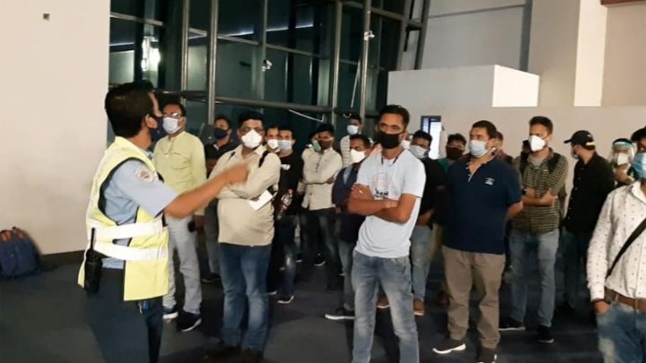 Congress Demands Lok Sabha Discussion on Indian Deportations from US