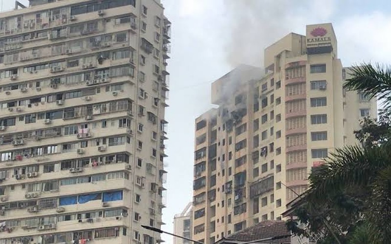 Fire broke out in 20-storey building in Taddev area in Mumbai
