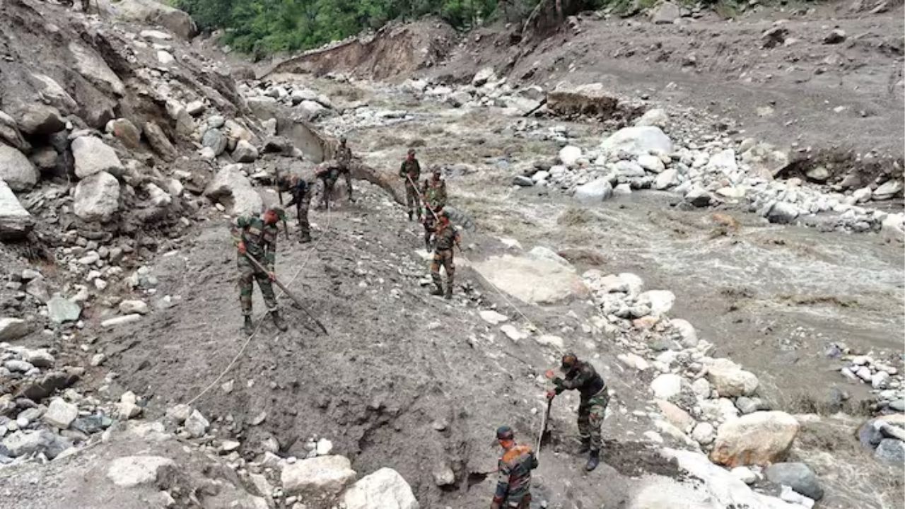 5 Dead as Rain, Cloudbursts & Flash Floods Batter Himachal; Orange Alert Issued