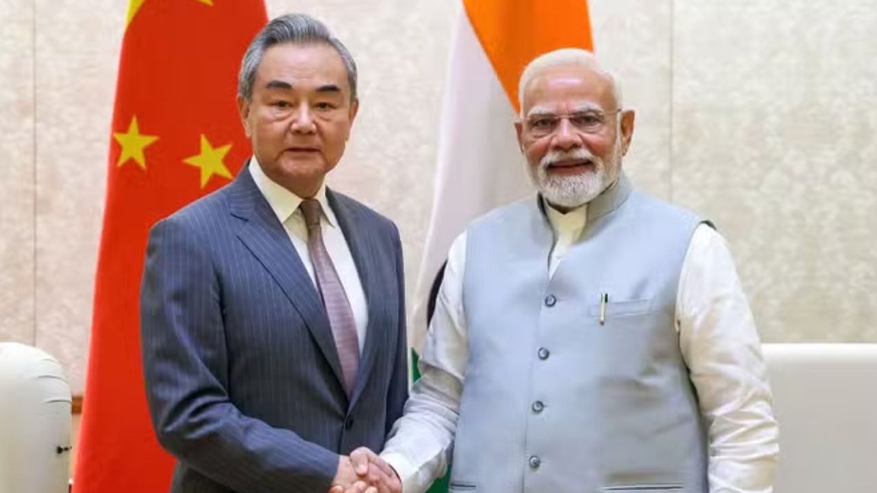 PM Modi Meets China’s Top Diplomat as India, China Rebuild Ties