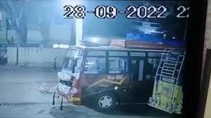 Jammu Kashmir News : Blast in two buses within 8 hours, security agencies engaged in investigation