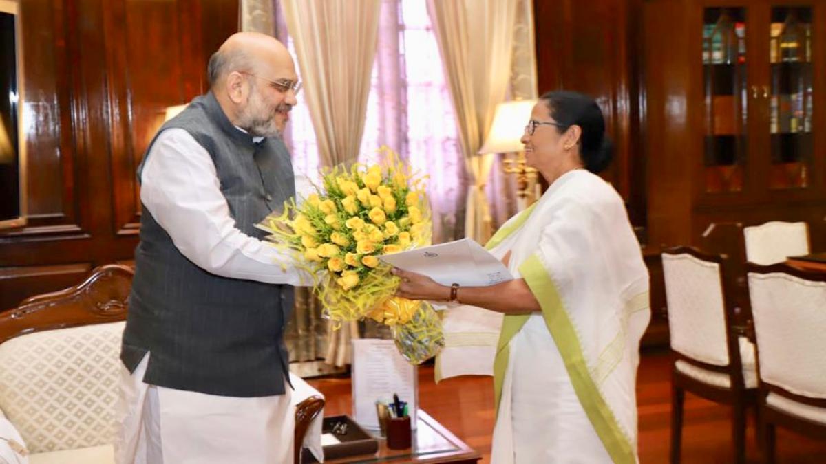Mamta's debate with BSF in front of Amit Shah: Said- Force has more power, people of the state are getting worried due to this
