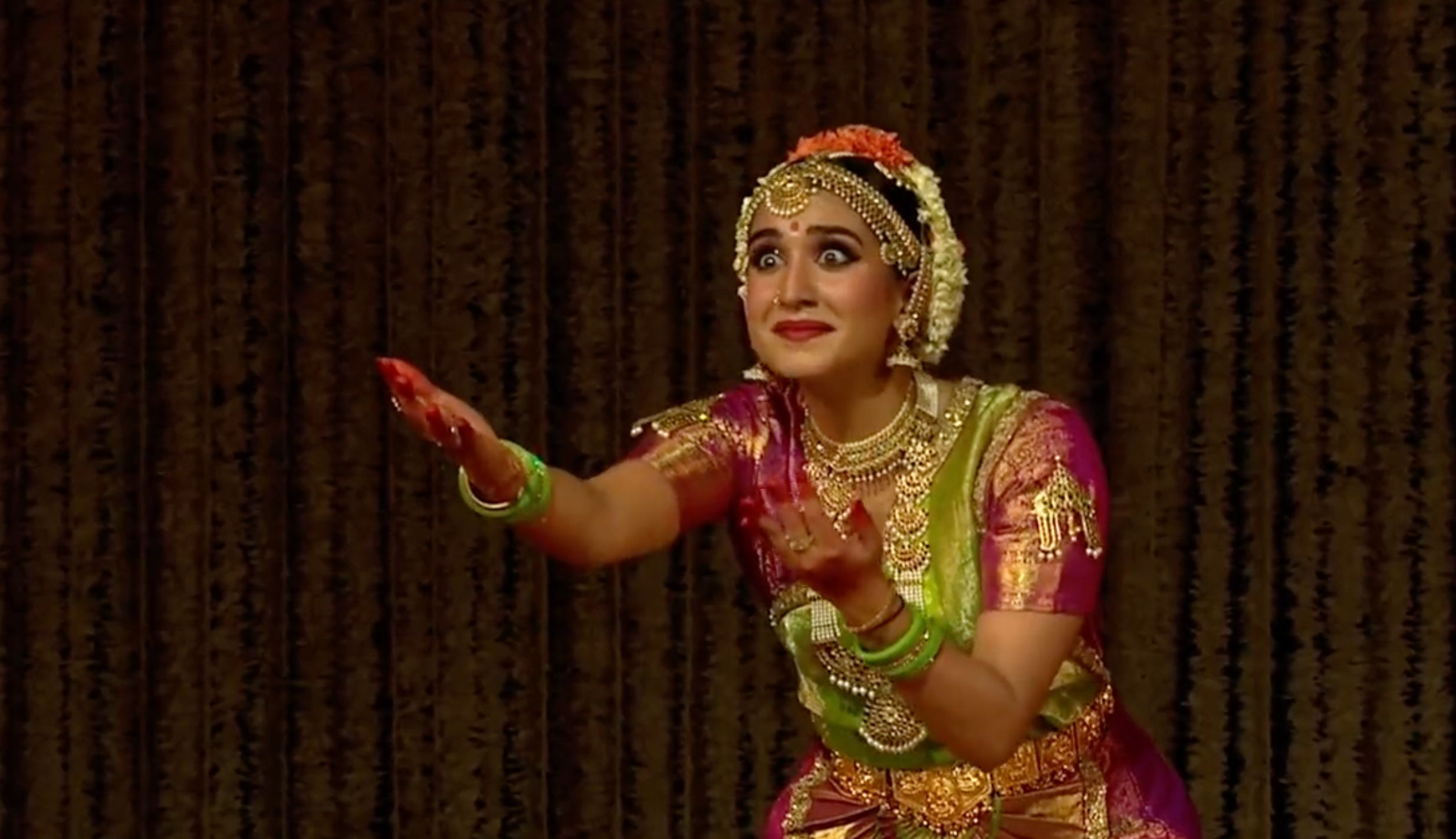 To be Ambani's Daughter-in-law, Radhika Merchant steals the Thunder in her Bharatnatyam Moves 