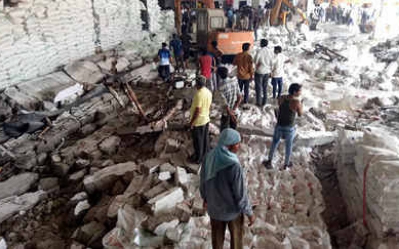 12 killed in salt factory wall collapse in Gujarat, PM Modi expressed grief