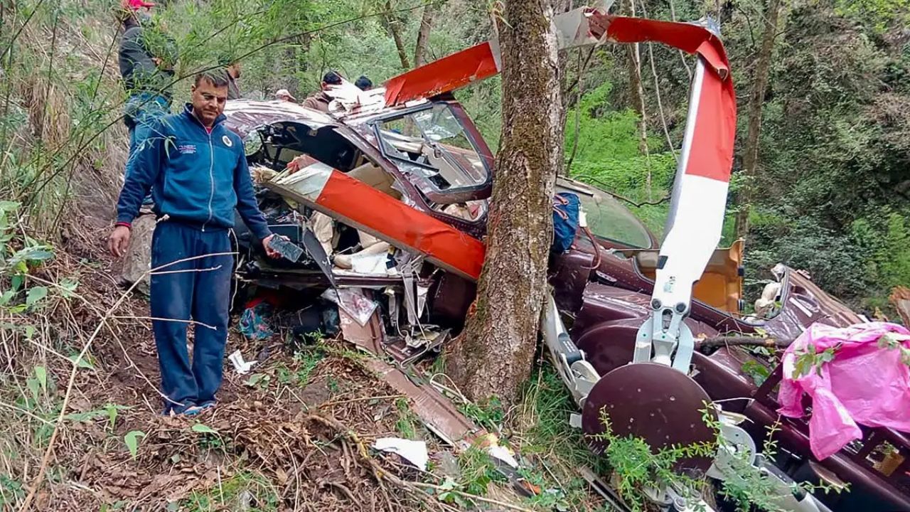 Uttarkashi Helicopter Crash: Main Rotor Blade Hit Overhead Cable During Emergency Landing – AAIB Preliminary Report