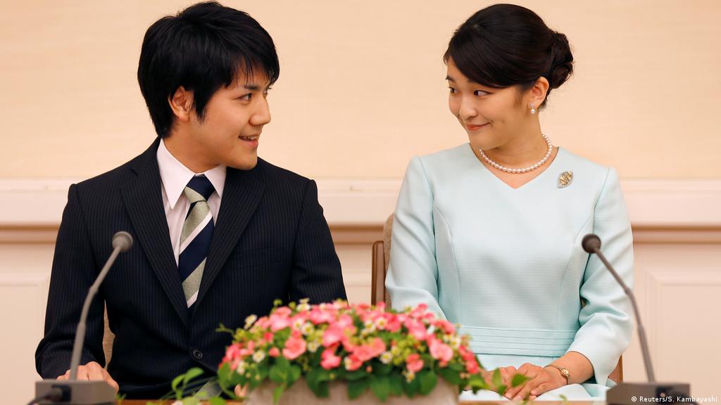 Japan- The princess Mako disobeys Dictum to marry Commoner