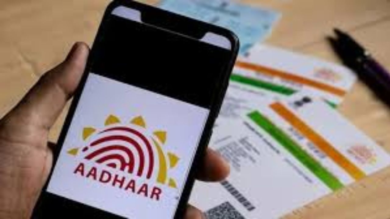 Assam Halts Aadhaar Issuance for Adults, Cites ‘Bangladeshi’ Concerns