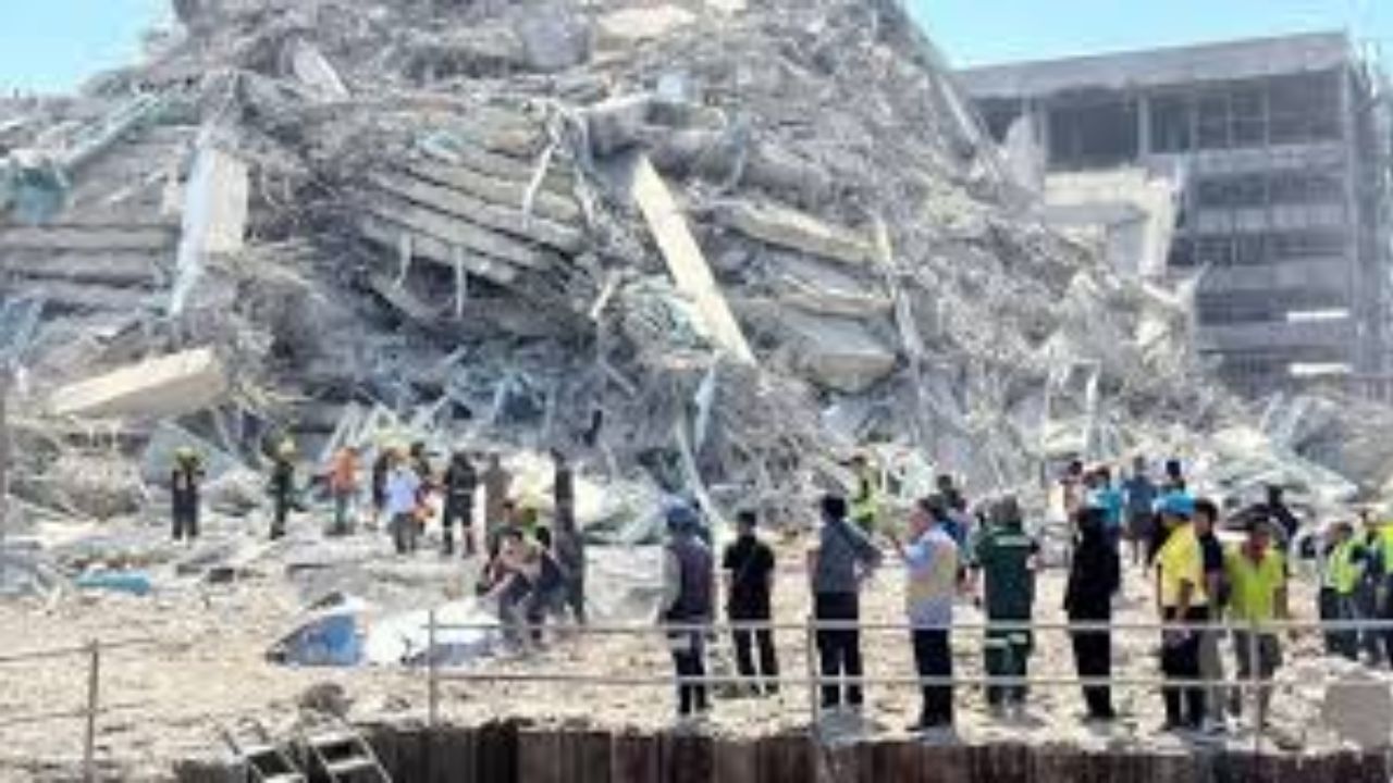 PM Modi Assures Myanmar of Increased Aid After Earthquake: India Ready to Assist