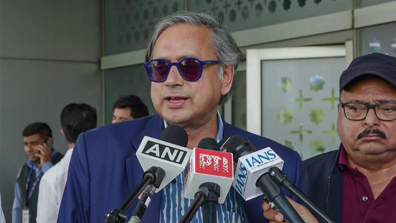 Shashi Tharoor Admits “Differences with Congress Leadership”; Cites Non-Invitation to Nilambur Campaign