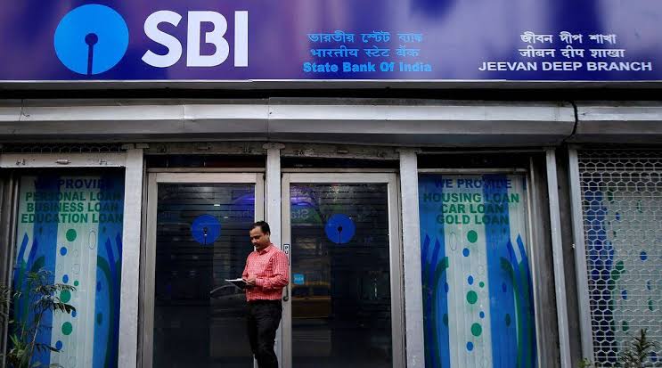 SBI Customers Notice: Bank Introduces Big Change In ATM Withdrawal Process, Check New Rule.