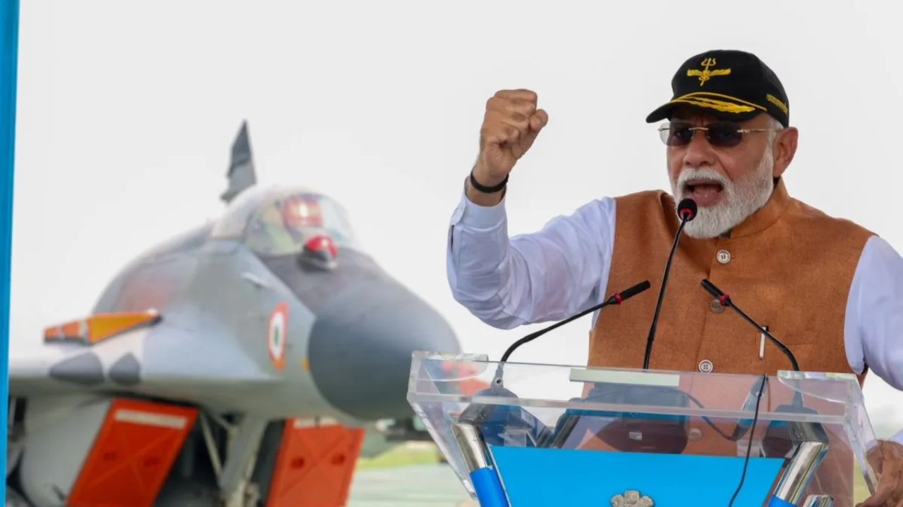 ‘Ab Koi Terror Attack Hua Toh…’: PM Modi Issues Stern Warning to Pakistan from Adampur Air Base