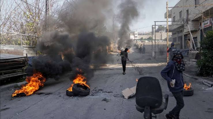 Israeli army action in Palestine's West Bank, 10 people die