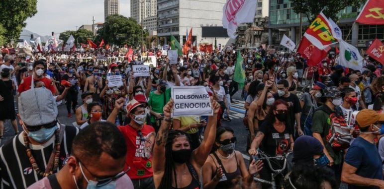 Thousands participate in Protest rallies In Brazil Against President Bolsonaro