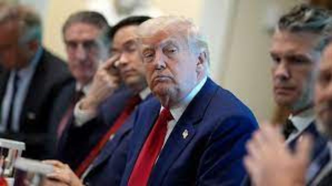 Trump’s Tariff Threats and Delays Explained: What’s Happening and What Comes Next
