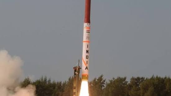 India successfully test-fired Agni-4 missile, can destroy any city of China and Pakistan in 20 minutes