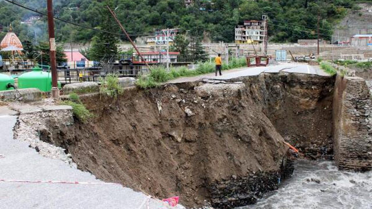 Building Collapses and Gets Washed Away After Cloudburst in Himachal Pradesh