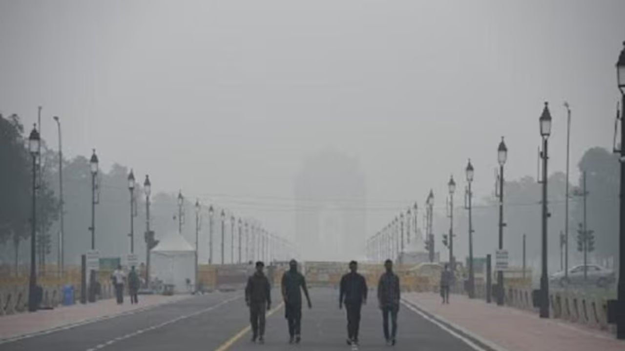 Delhi’s Air Pollution Tops India in October; Stubble Burning Only 10% of Pollution: Study