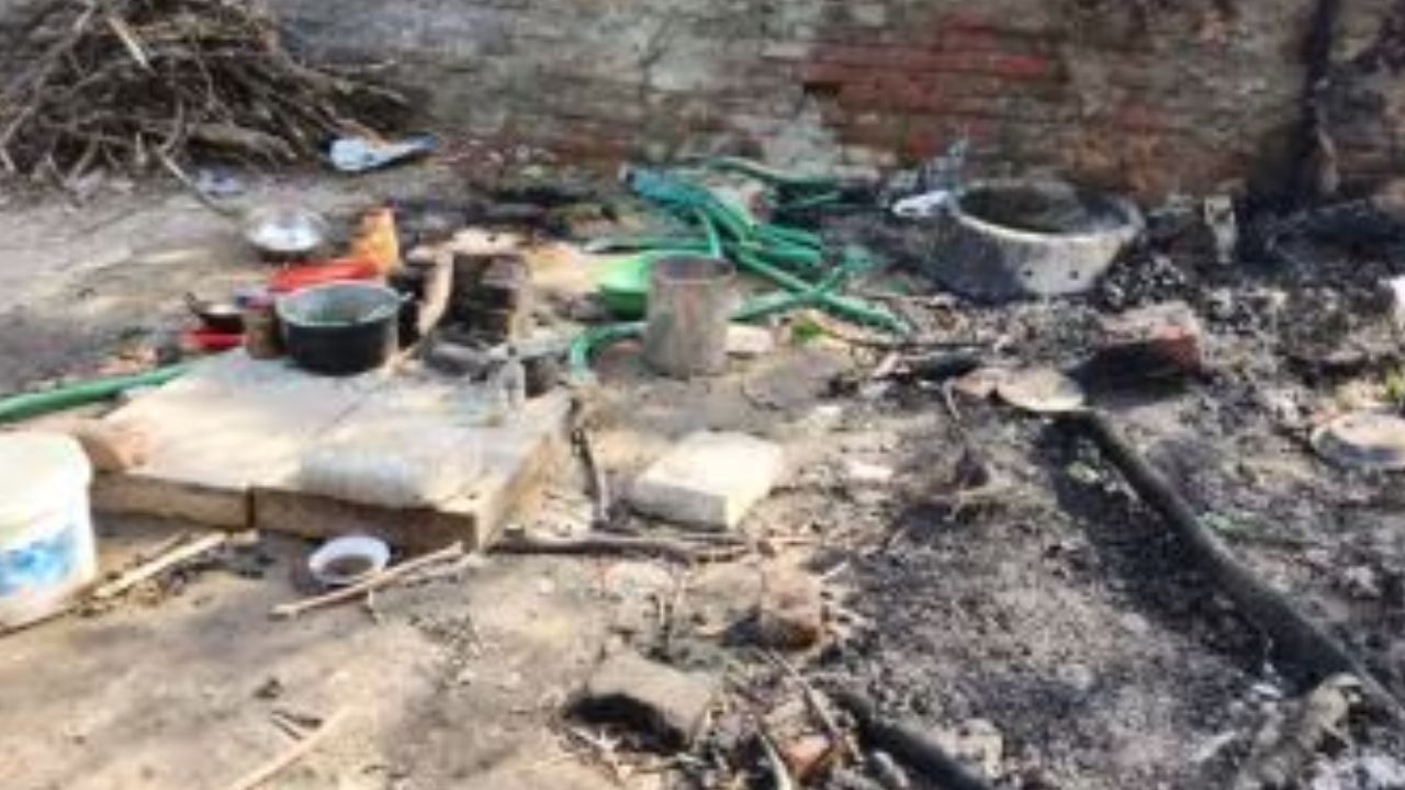 Delhi Fire Tragedy: Three Labourers Killed as Blaze Engulfs Temporary Shelte