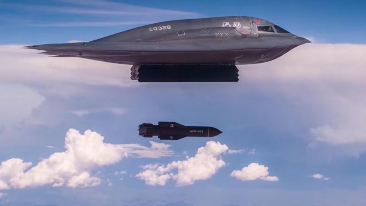 What Are B‑2 Stealth Bombers and Why the US Used Them to Target Iran’s Nuclear Sites | Explained