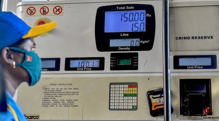 Gasoline and diesel prices remain unchanged for the second day in a row.
