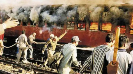 Godhra Train Case: Godhra train fire convict gets big relief from SC, gets bail after 17 years