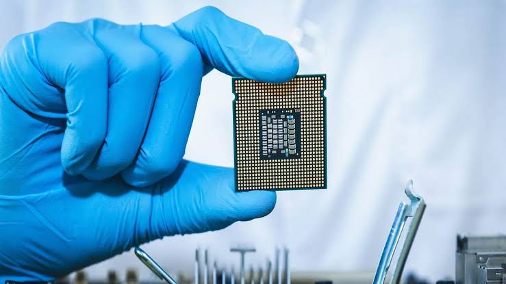 India second largest mobile manufacturer; Can give competition to China in many sectors including solar, textile and chip