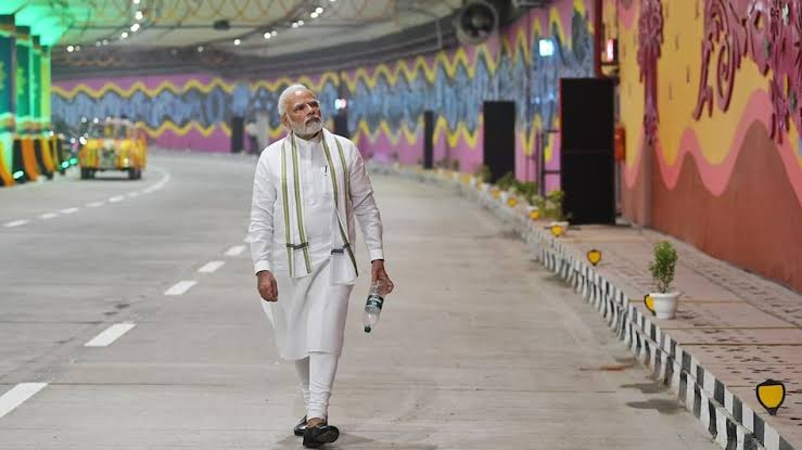 Delhi News : Pragati Maidan tunnel opened from today, PM Modi inaugurated tunnel and underpass