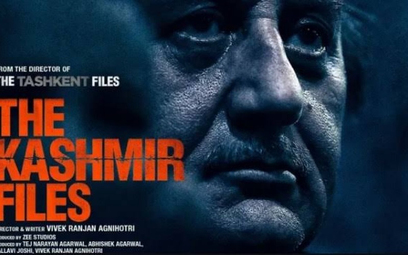 Akshay Kumar praised Anupam Kher for the Film