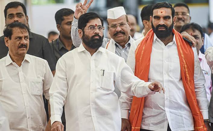 Maharashtra Assembly: The decision to increase the number of wards in the Mumbai civic body reversed, Shiv Sena protested