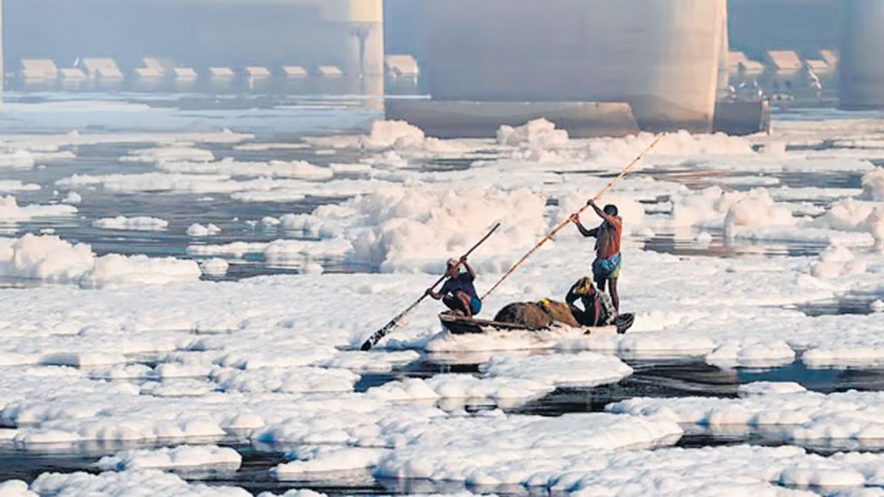 Delhi HC Criticizes Government on Yamuna Pollution, Orders Chief Secretary to Act on Waterlogging Issues
