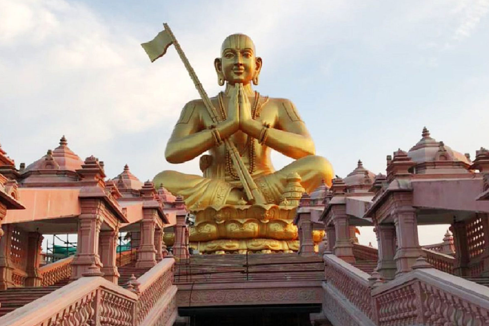 Vice President visits Statue of Equality, lauds Ramanujacharya for socials reforms